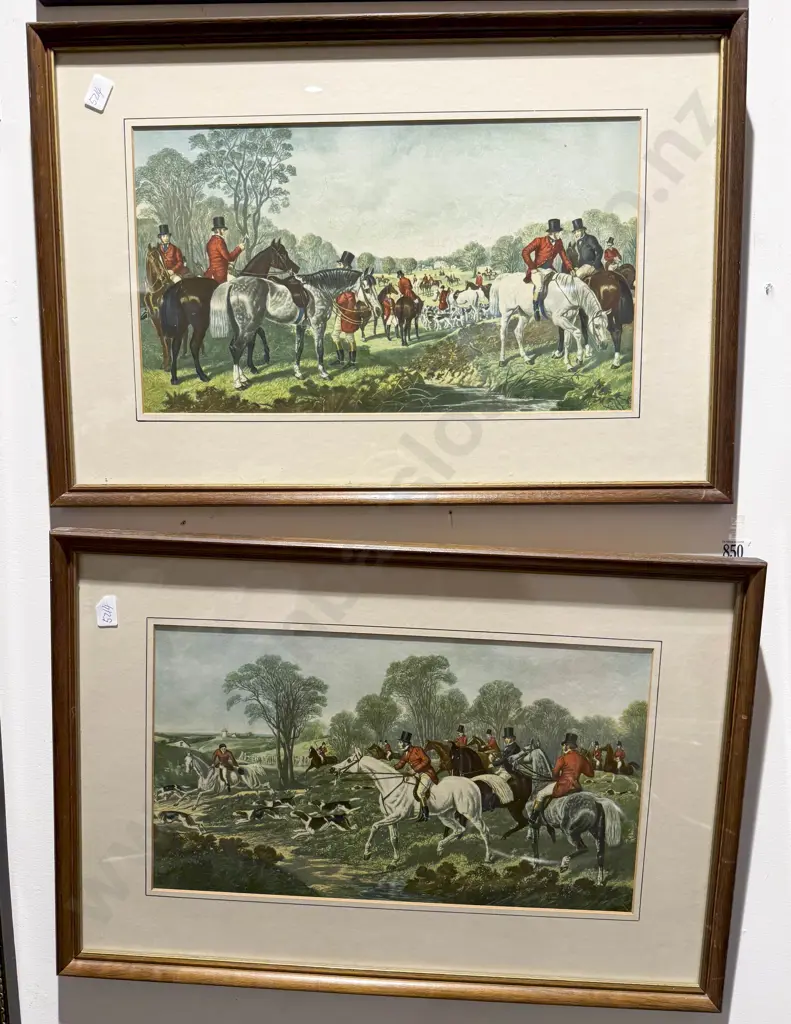 Pair of Framed Hunting Prints Image 1++
