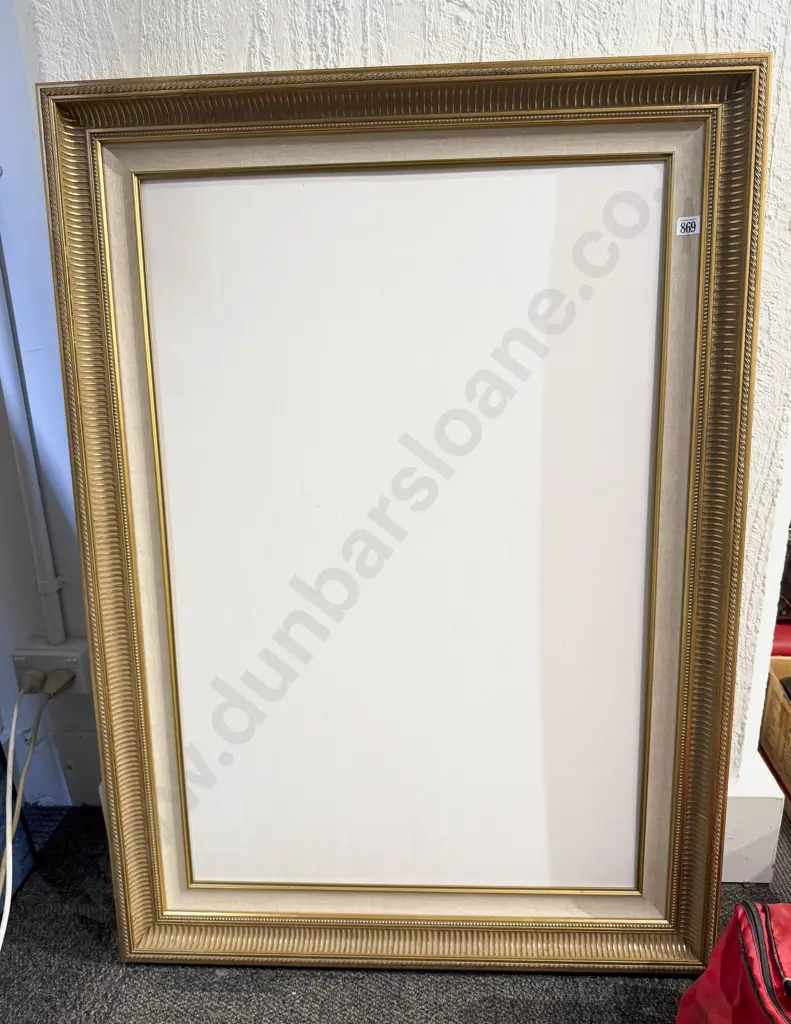 Large Empty Frame Image 1++