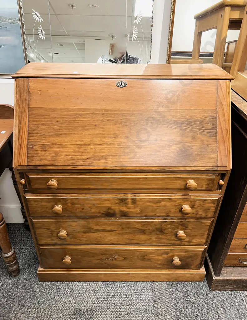 Kauri Four Drawer Writing Bureau Image 1++