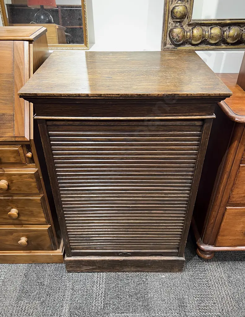Vintage "The Lebus Cabinet" Image 1++