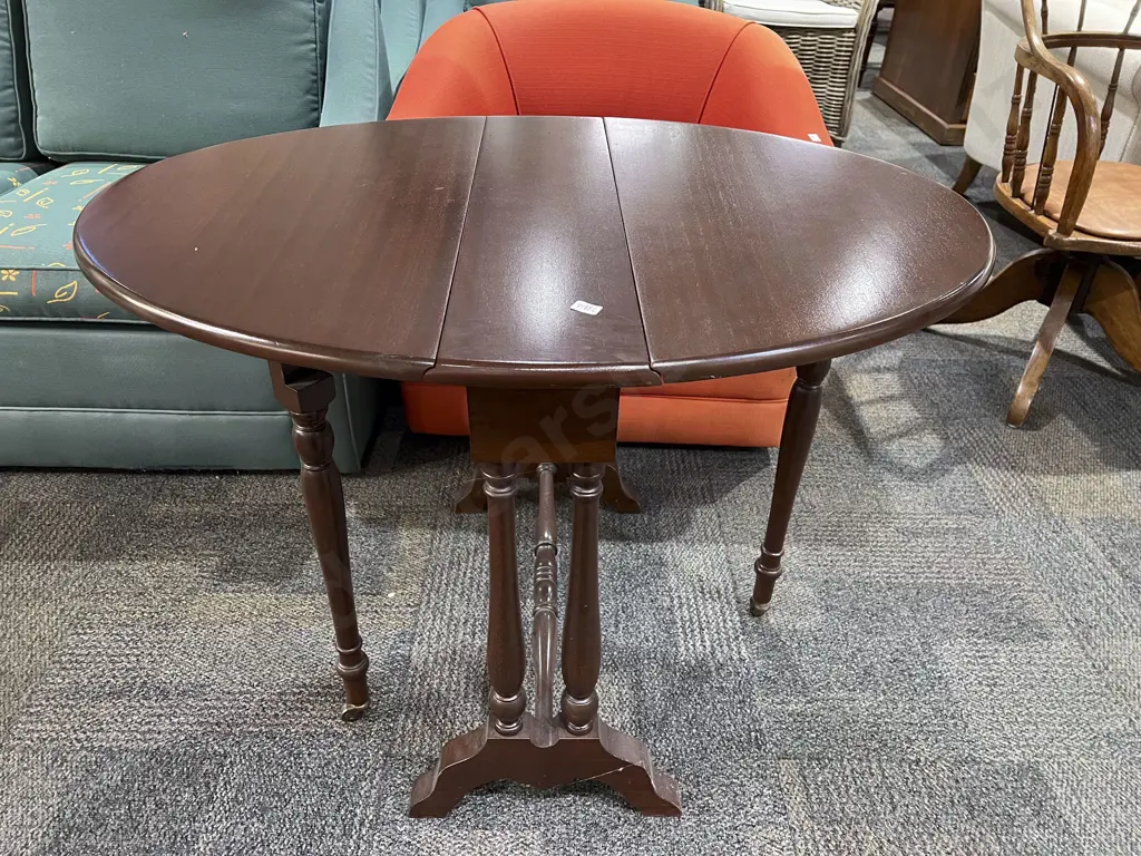 Reproduction Mahogany Drop Leaf Sutherland Tea Table Image 1++
