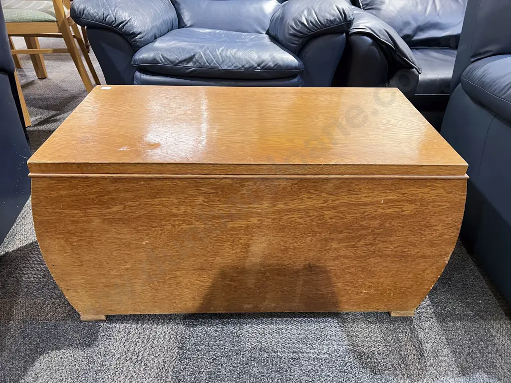Oak Blanket Chest Image 1++