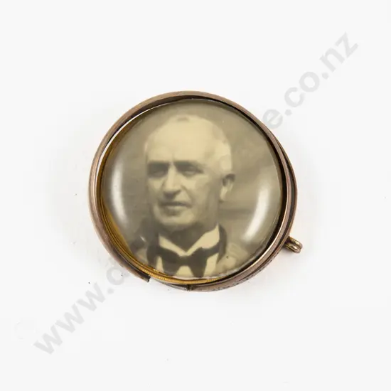 Victorian 9ct Circular Double Sided Photo Locket