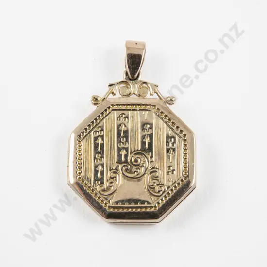 Vintage 9ct Fancy Photo Locket Pendant