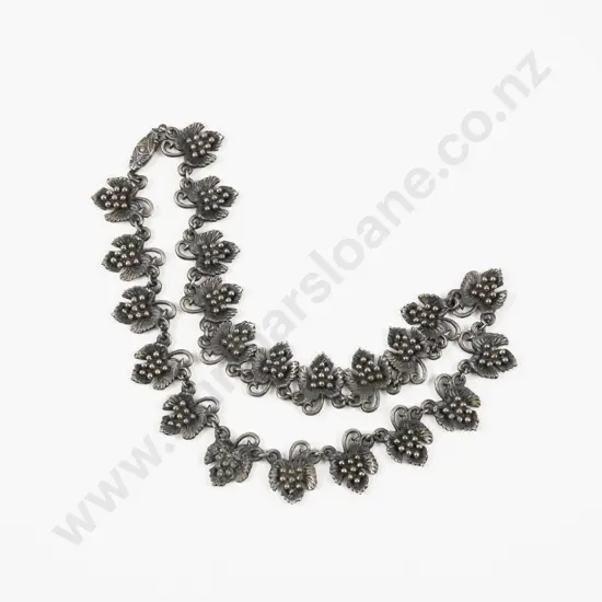Vintage Silver Plated Grape Cluster and Leaf Link Choker Necklace