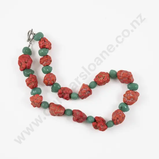 Vintage Single Strand Coral Howlite and Green Aventurine Bead Necklace