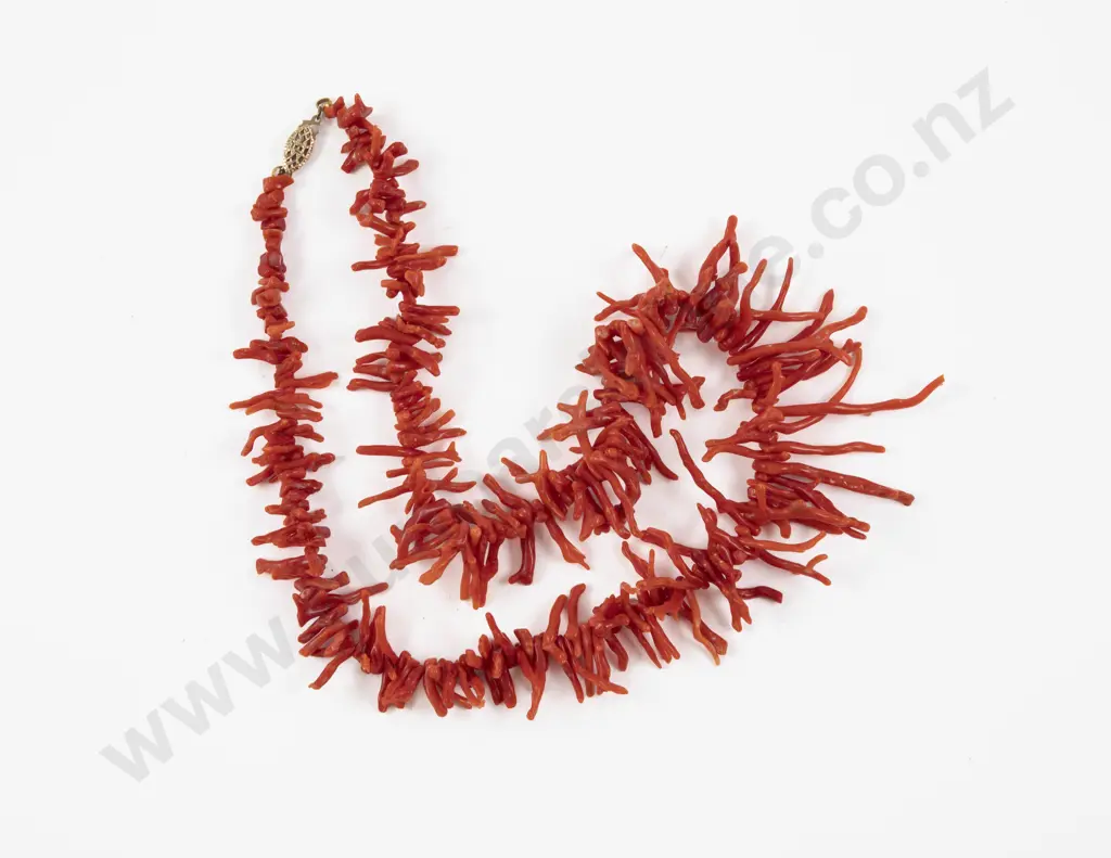 Vintage Single Strand Branch Form Coral Necklace Image 1++