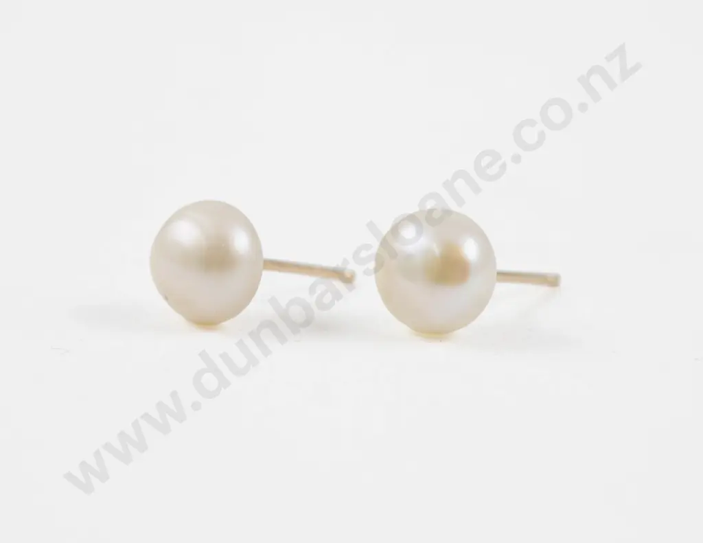 Pair 14ct Single Cultured Pearl Stud Earrings Image 1++