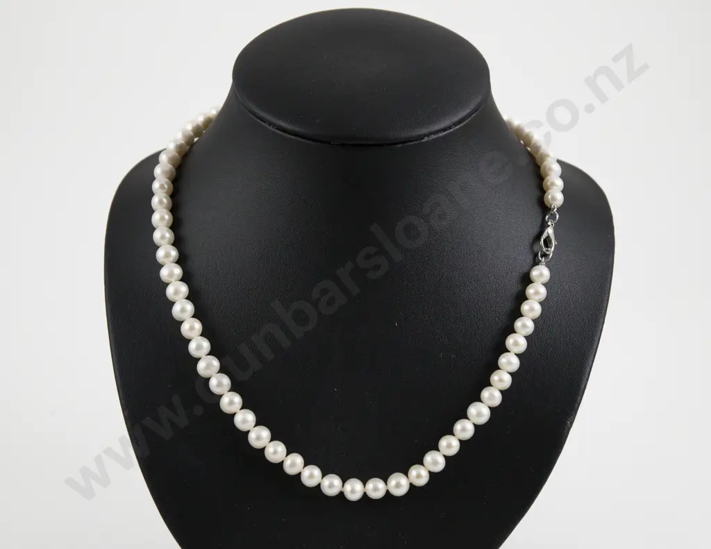 Single Strand Slightly Graduated Cultured Pearl Necklace Image 1++