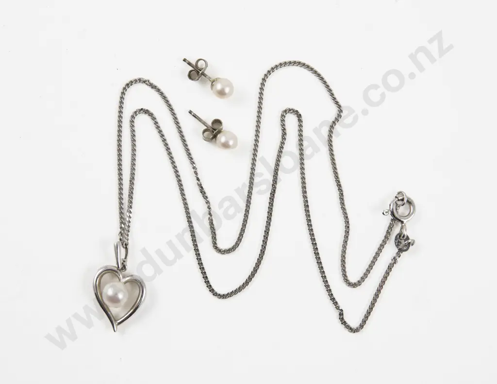 S/S Single Cultured Pearl Heart Pendant Image 1++