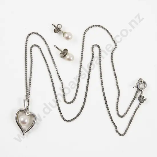 S/S Single Cultured Pearl Heart Pendant