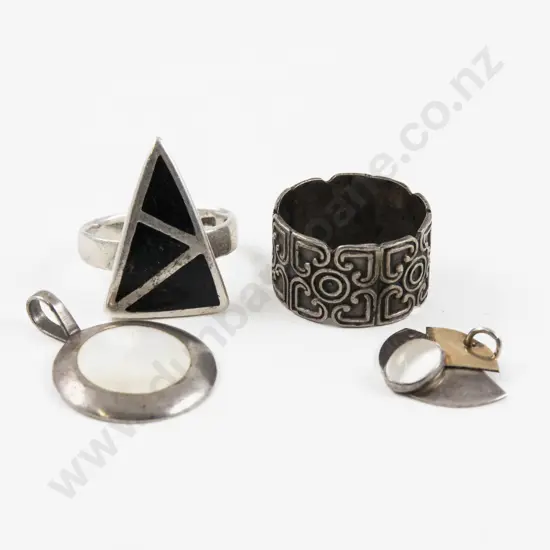 Collection of Assorted S/S Jewellery