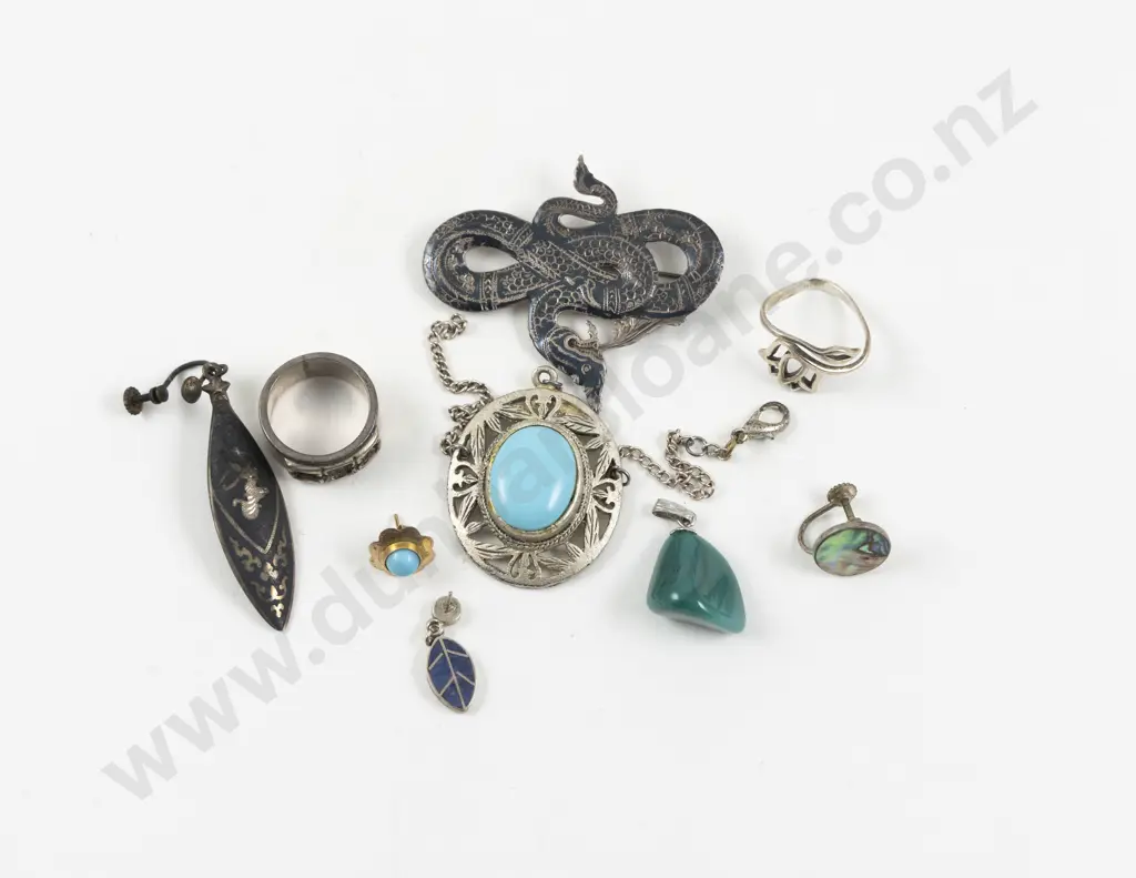 Collection 'Bits and Pieces' Image 1++