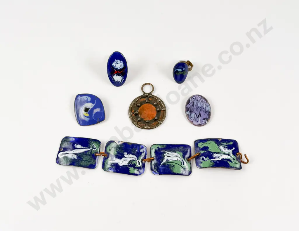 Collection of Assorted Mid Century Enamel on Copper Jewellery Image 1++