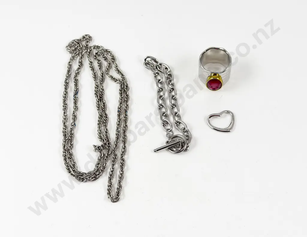 S/S Heart Pendant Image 1++