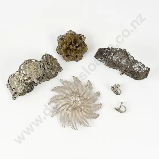 Pair S/S Marcasite Earrings