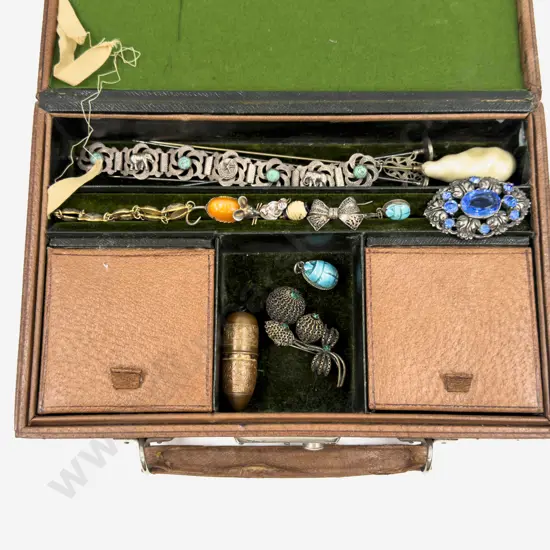Collection of Assorted Vintage Costume Jewellery