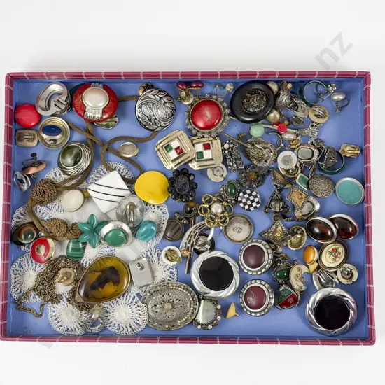 Collection of Assorted Vintage Costume Jewellery