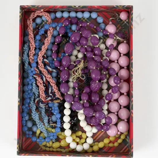 Collection of Assorted Vintage Costume Jewellery Bead Necklaces