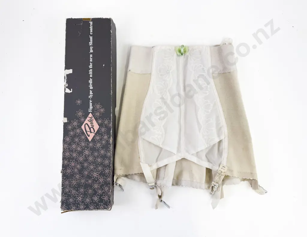 Original Boxed Berlei Girdle Image 1++