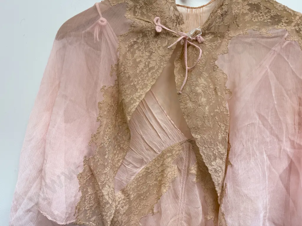 C1930s Pink Silk Crepe and Lace Negligee with Jacket Image 1++