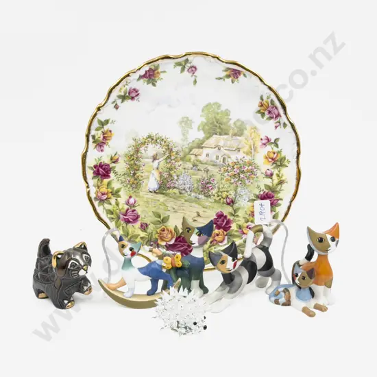 Qty of Assorted Animal Ornaments incl Goebel Cats & Swarovski Hedgehog