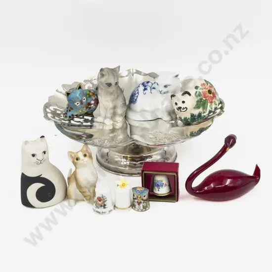 Qty of Assorted Animal Ornaments & Thimbles etc