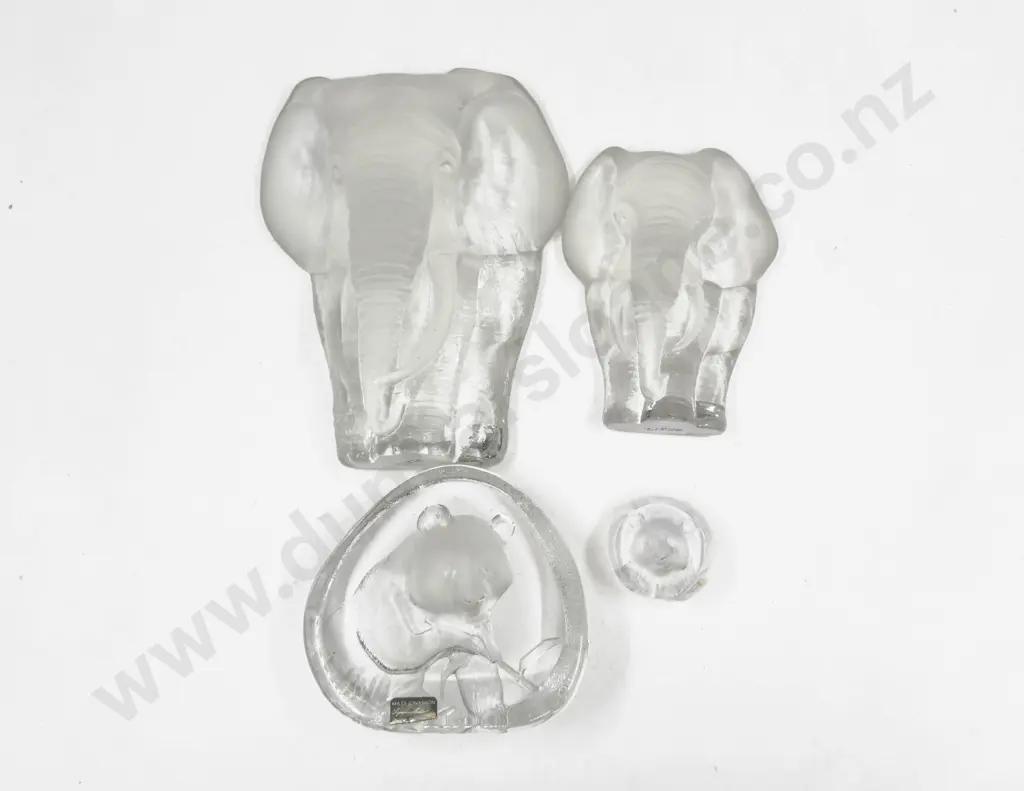 Qty of Mats Jonasson Art Glass Animal Ornaments Image 1++