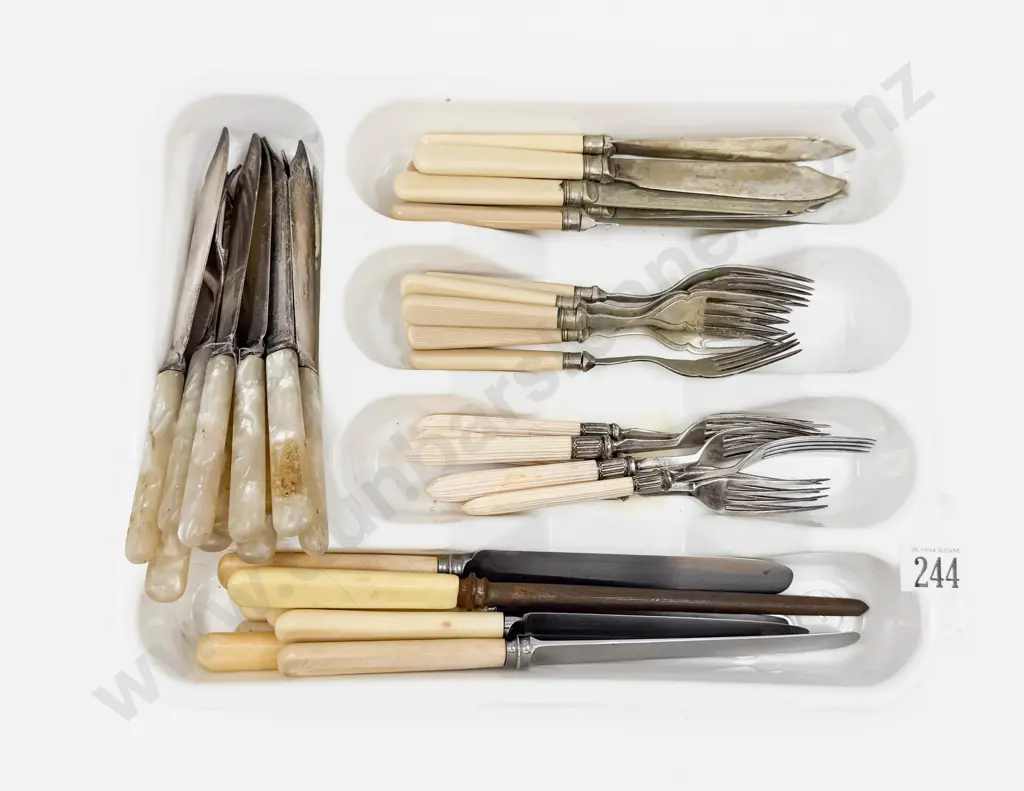 Qty of Assorted Bone Handled & Other S/P Cutlery Image 1++