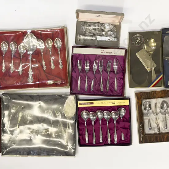 Qty of Assorted Boxed S/P Cutlery