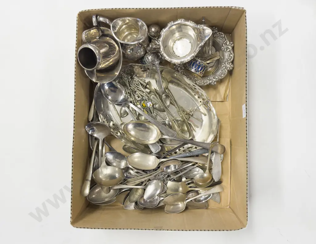 Box Qty of Assorted S/P & Cutlery Image 1++