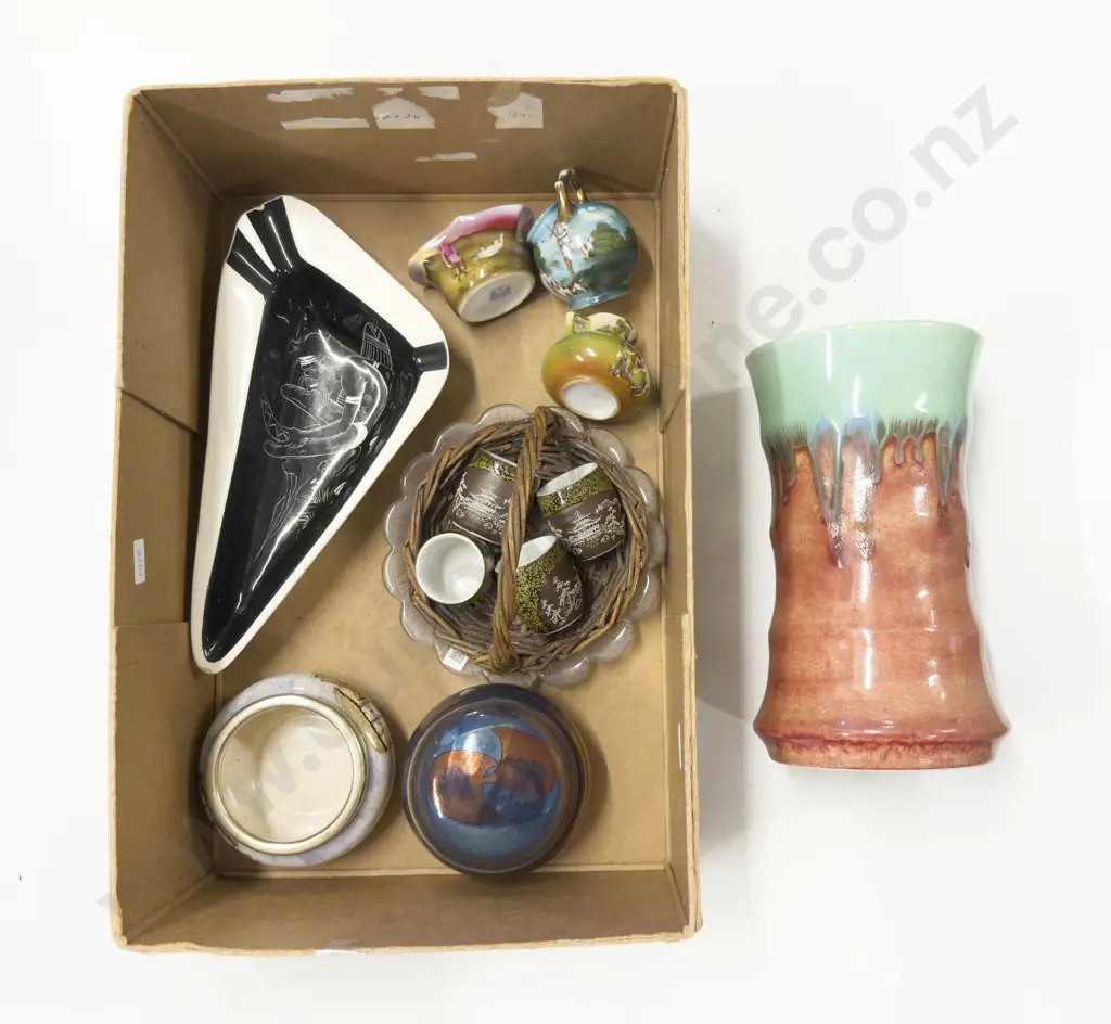 Qty of Assorted Pottery & Ceramics etc Image 1++