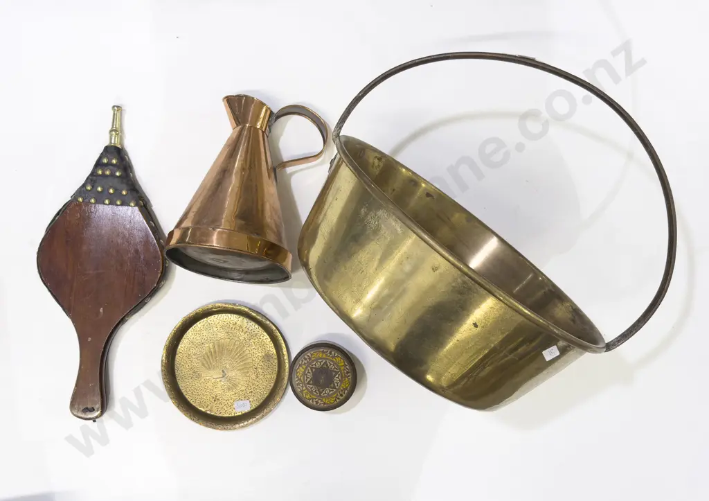 Brass Preserving Pan together with Assorted Metalware etc Image 1++