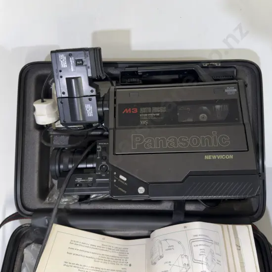 Vintage Panasonic M3 DHS Movie Video Camera in Hard Shell Case