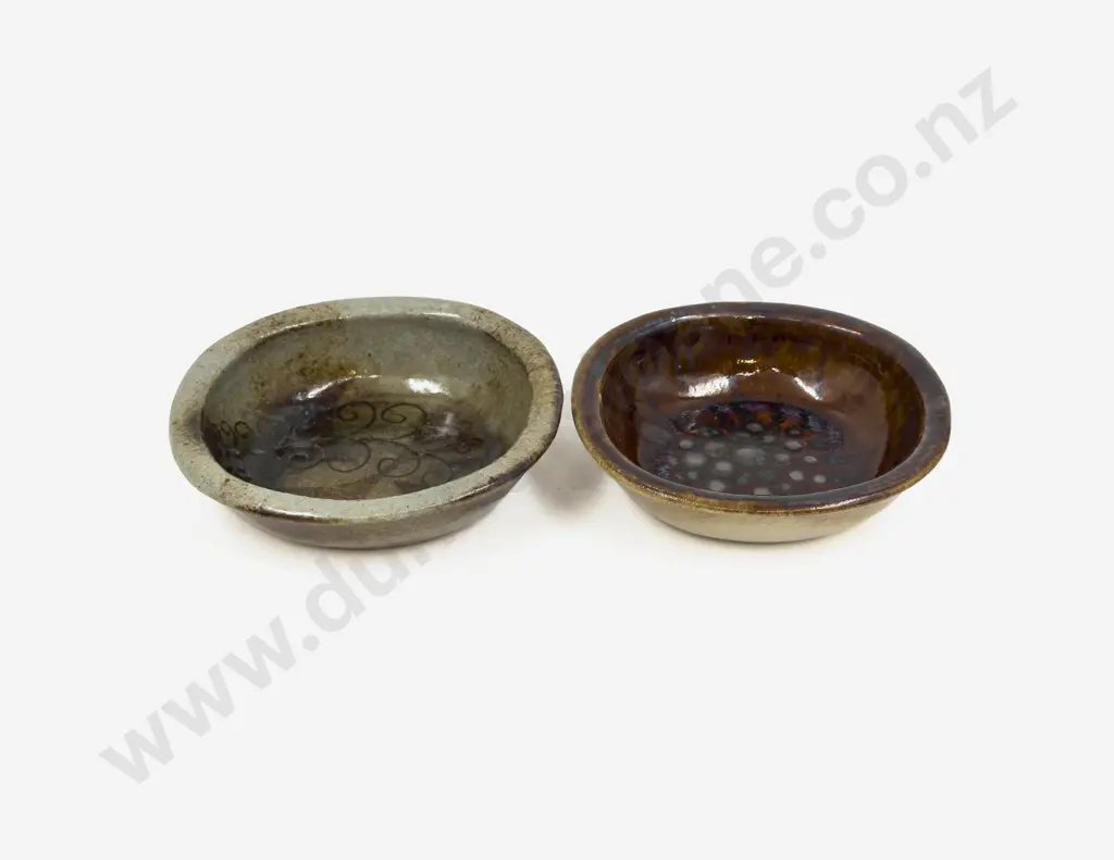 Two Paul Wotherspoon Shallow Pottery Bowls Image 1++