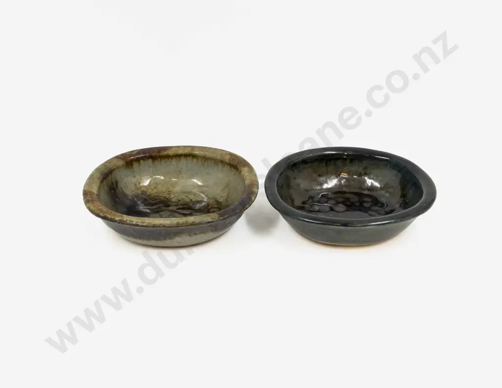 Two Paul Wotherspoon Shallow Pottery Bowls Image 1++