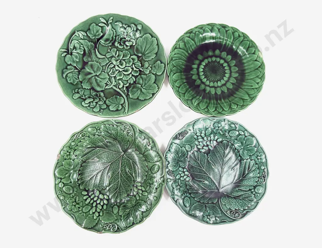 Four Assorted Majolica Plates incl Wedgwood Image 1++