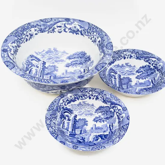 Large Blue & White Copeland Spode Basin together with Two Bowls