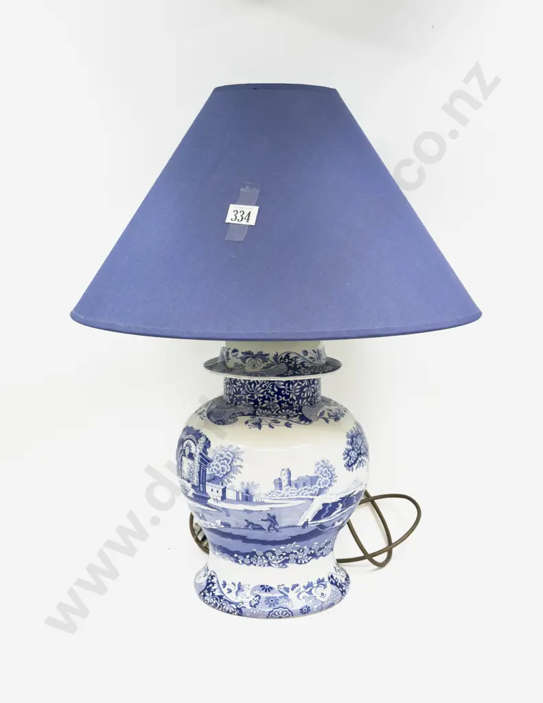 Blue & White Vase Form Table Lamp Image 1++