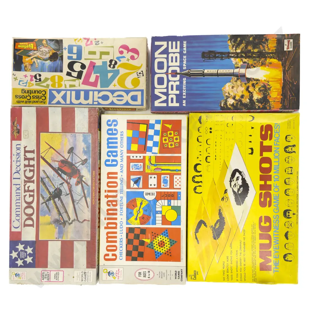 Qty of Assorted Vintage Board Games Image 1++