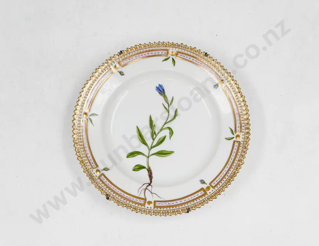 Royal Copenhagen Floral Dish Image 1++
