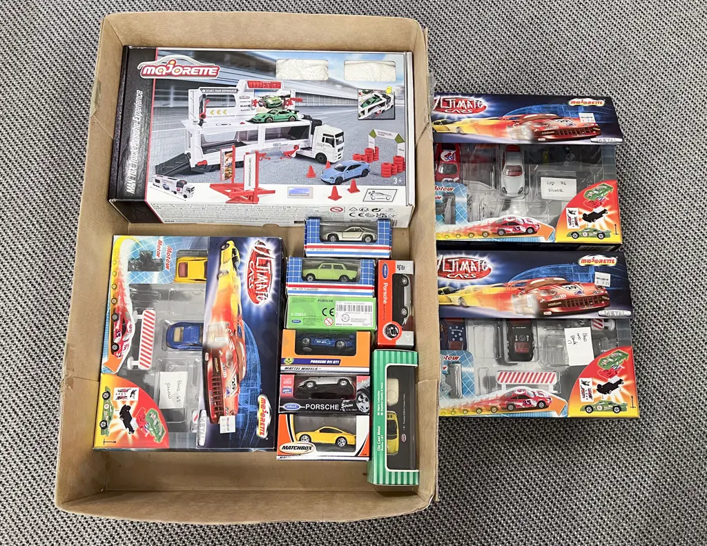 Matchbox & Other Assorted Boxed Diecast Models Image 1++