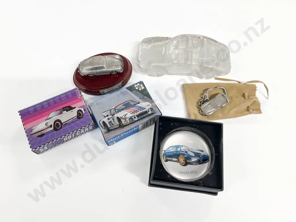 Various Porsche Collectibles Image 1++