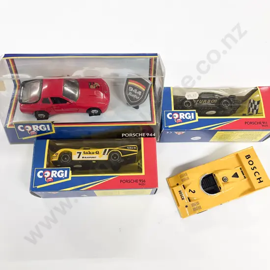 Boxed & &Unboxed Five Corgi Models