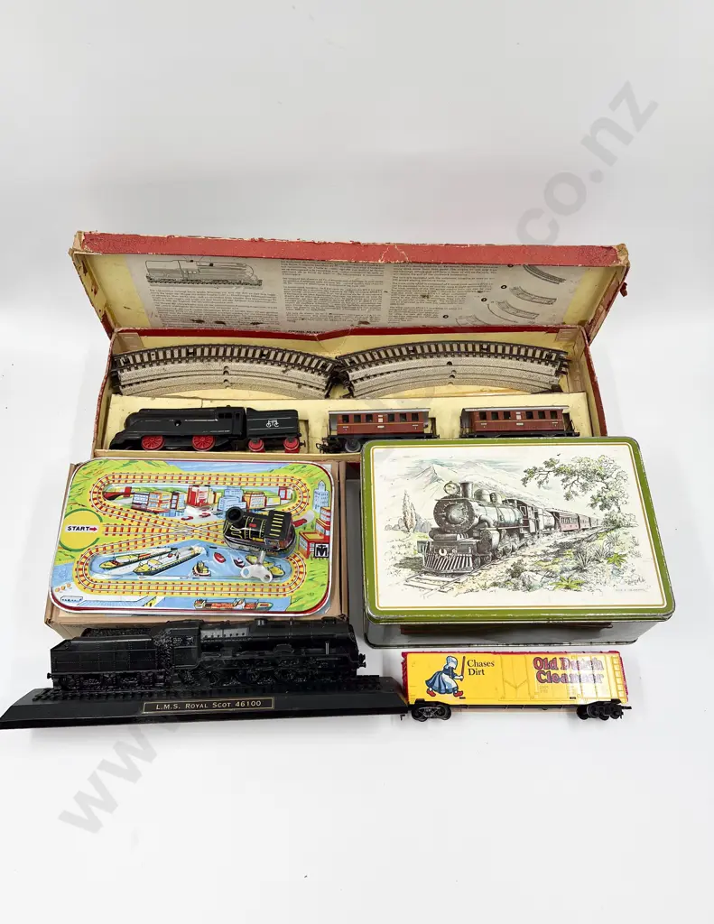 Vintage Boxed Marklin Clockwork Trainset Train Models & Assorted Image 1++