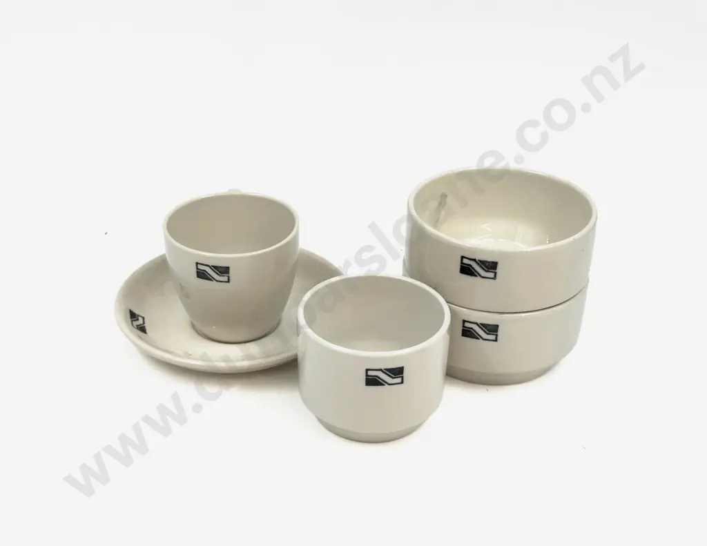 Crown Lynn NZR Monogram Teacup & Saucer & Three Sugar Basins Image 1++