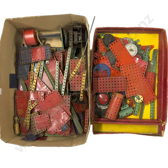 Good Quantity of Vintage Meccano