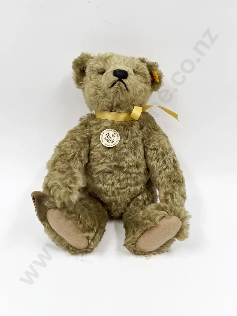 New Steiff 1920 Classic Design Teddy Bear - 33cm H Image 1++