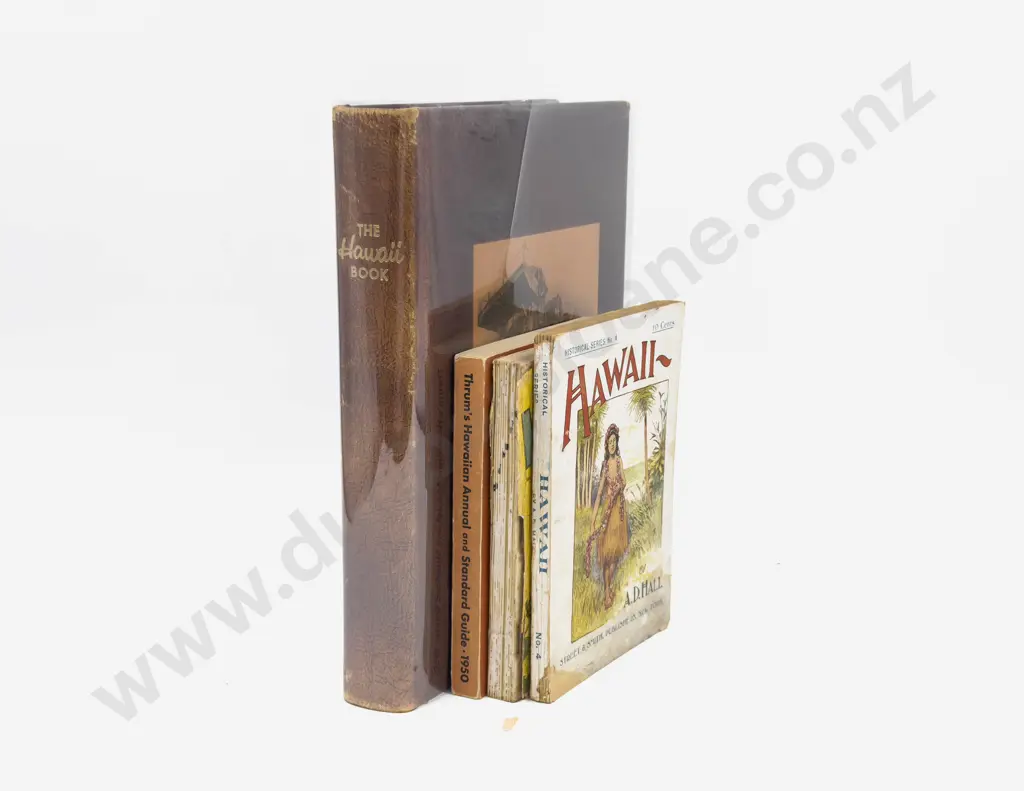 Four Vintage Volumes Pertaining to Hawaii Image 1++