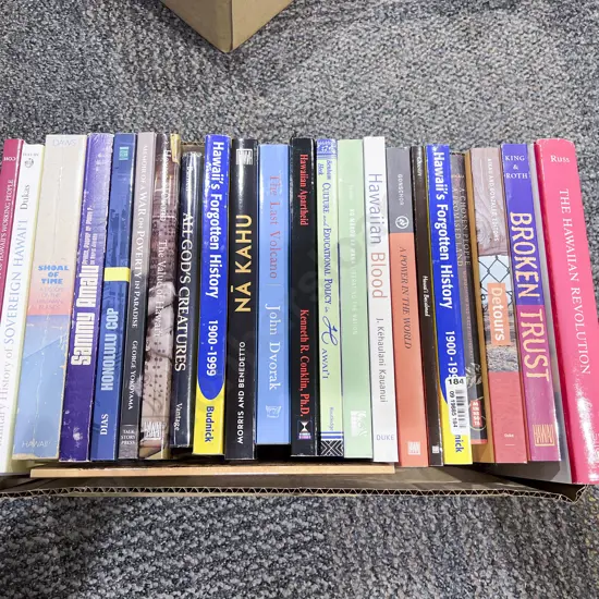 Box Assorted Books - Hawaiian History